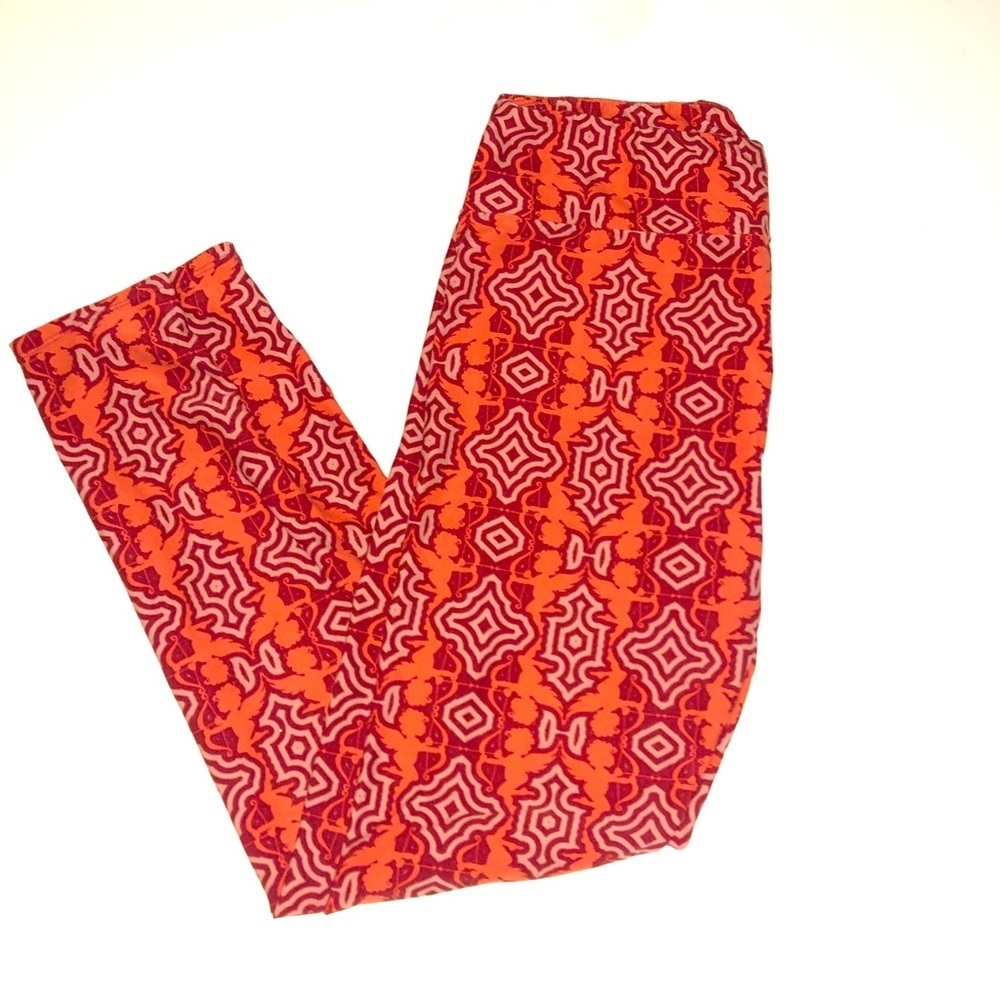 LulaRoe Leggings Cupid design